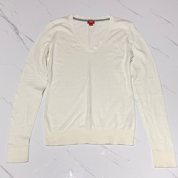 Izod EUC Cream White Knit Cotton V-neck Ribbed Light Sweater Size Small - Picture 5 of 10